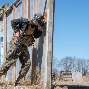 Play 12 awesome outdoor fields at White River Paintball
