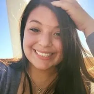 Gabriela B.