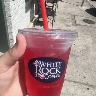 Summer iced tea with flavoring.