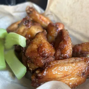 Wings with tai sauce