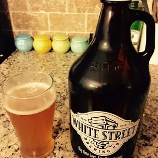 Took home a growler of hoptimist IPA. Hoppy and floral... Delicious!!! $18