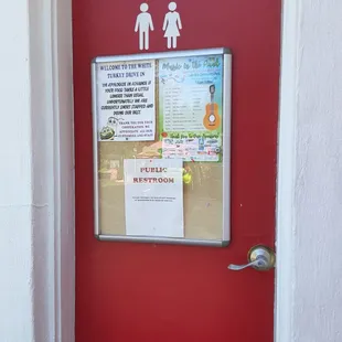 The clean H/She bathroom