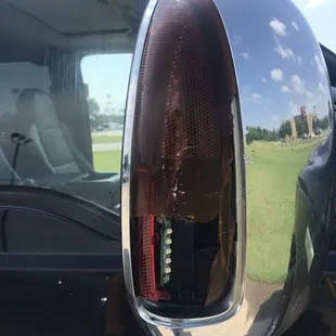 legends car wash broke my mirror