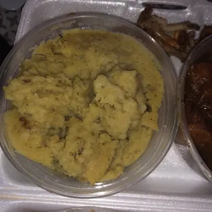 This is supposed to be dressing this is trash nasty mushy trash