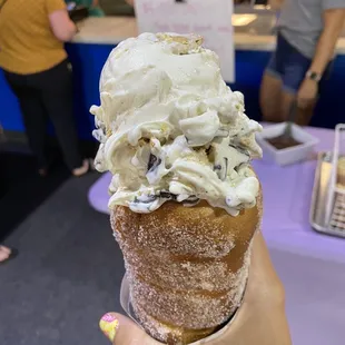 S'mores with Magdalena's Chimney Cake