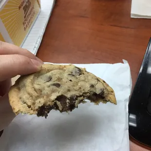 Chocolate chip cookie