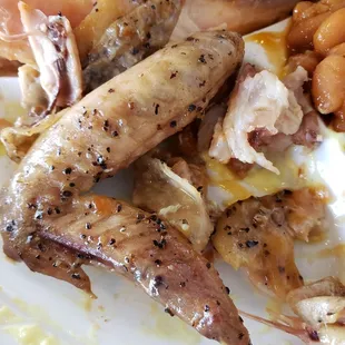 The most disgusting bbq chicken I have ever had. The skin was slimy.