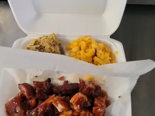 Your In Luck Eats & Treats