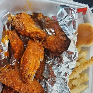 Buffalo Lemon Pepper with fries!!
