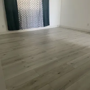 installed over 1000 sq.ft of white oak and baseboards... looks nice right?!