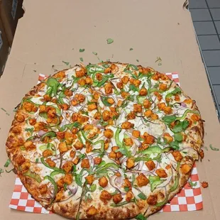 Tandoori chicken pizza