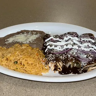 Enchiladas De Mole