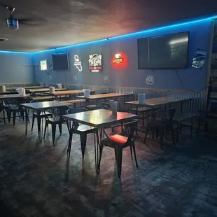 New Wholly Smokes Gastropub