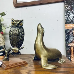 A random bronze seal.