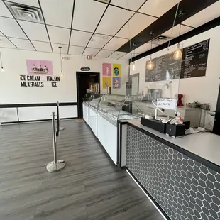 sushi and sashimi, interior