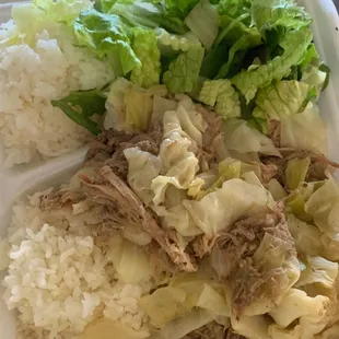 Kalua pig cabbage w/ tossed salad