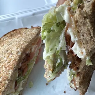 it&apos;s good they don&apos;t used the lettuce that they have on their pictures for the blt or maybe they didn&apos;t have any more