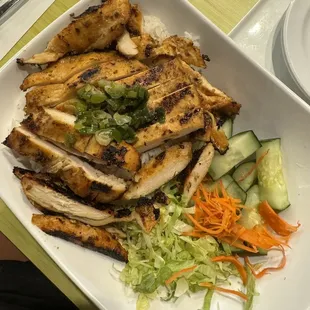 Grilled chicken rice bowl