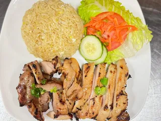 Pho’s Mekong Bistro