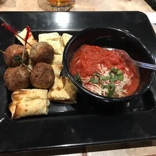 Pepperoni Rolls