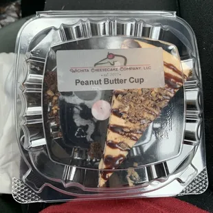 Peanut butter cup cheesecake