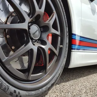 Porsche Cayman GT4