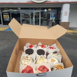 Dozen delicious cupcakes.