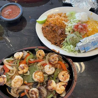 SHRIMP FAJITAS