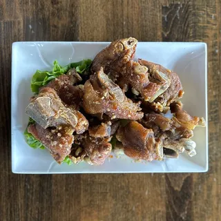 Fried Pork Hock (Gi Heo Chin Gin)