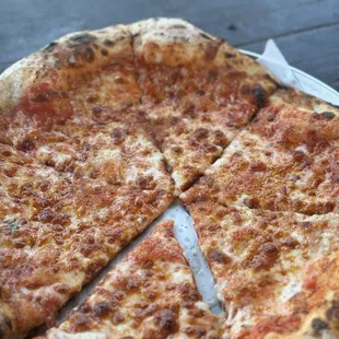 Cheese pizza