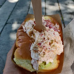 Maine Lobsta Salad Roll