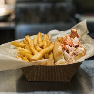 Lobster roll