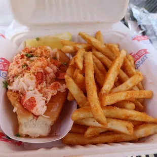 Maine Lobster Roll