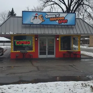 Welcome to chick n seafood spot