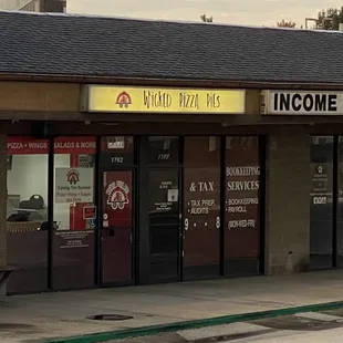 Wicked Pizza Pies  1762 4th St Norco, CA 92860 (951) 374-0065 www.wickedpizzapies.com