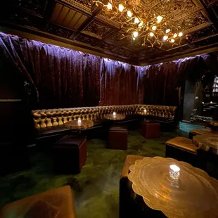 Other seating around the bar