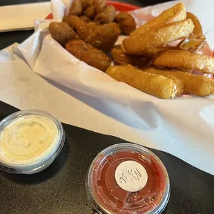 came with ranch and marinara sauce