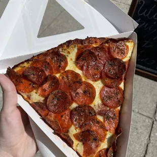 Pepperoni slice