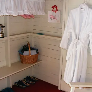 Wicky Up Ranch Bed and Breakfast - Cottage Interior