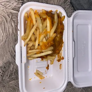 Literally only ordered this larger chili cheese fry and this is what I got. Super annoyed.