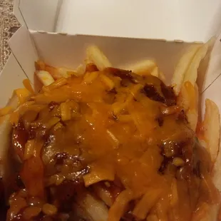 Chili cheese fries