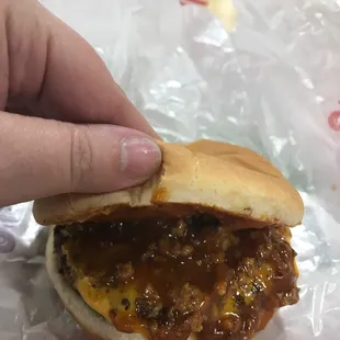 Chili cheese burger
