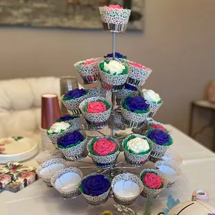 cupcakes on a cake stand