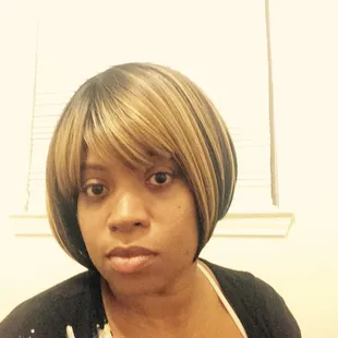 Cute and 90's styled hair bob dark brown with blonde streaks.. I may also get Champagne soon. It's at Janet collection.  Online purchase.