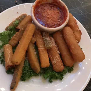 Zucchini and mozzarella appetizer