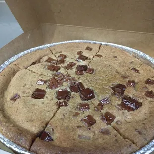 Shareable pizza cookie.