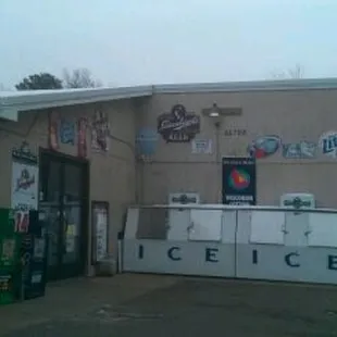 Wild Bill's Sporting Goods & Spirits