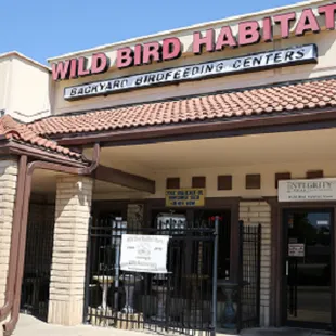 South Lincoln location for Wild Bird Habitat. Alamo Plaza at 56th &amp; Hwy 2