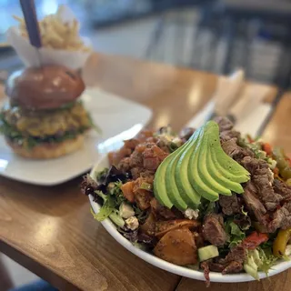 Mediterranean Steak Salad