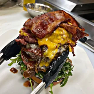 King Pastrami Burger